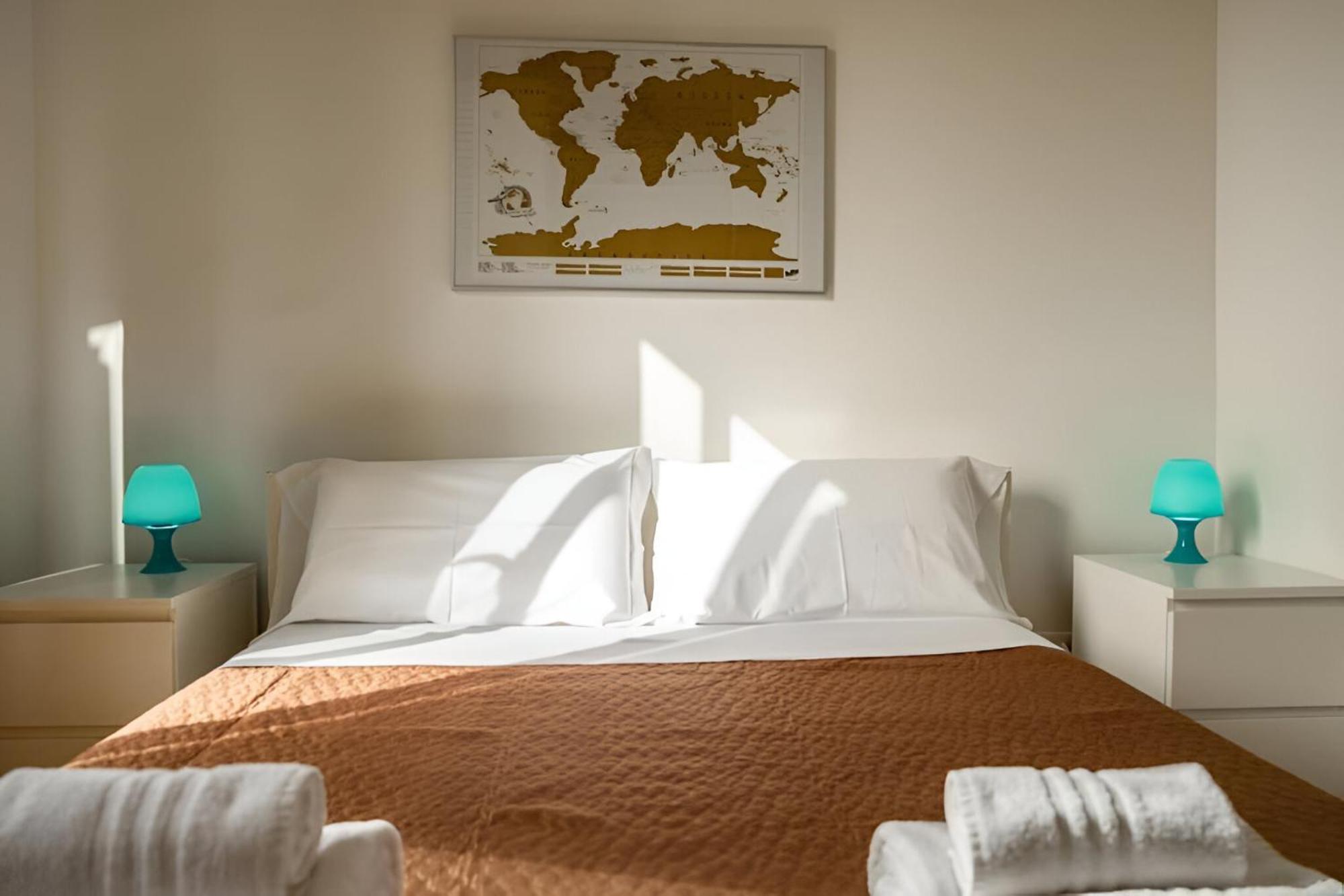 Clivo's 2 Buddyrent Apartment Rom