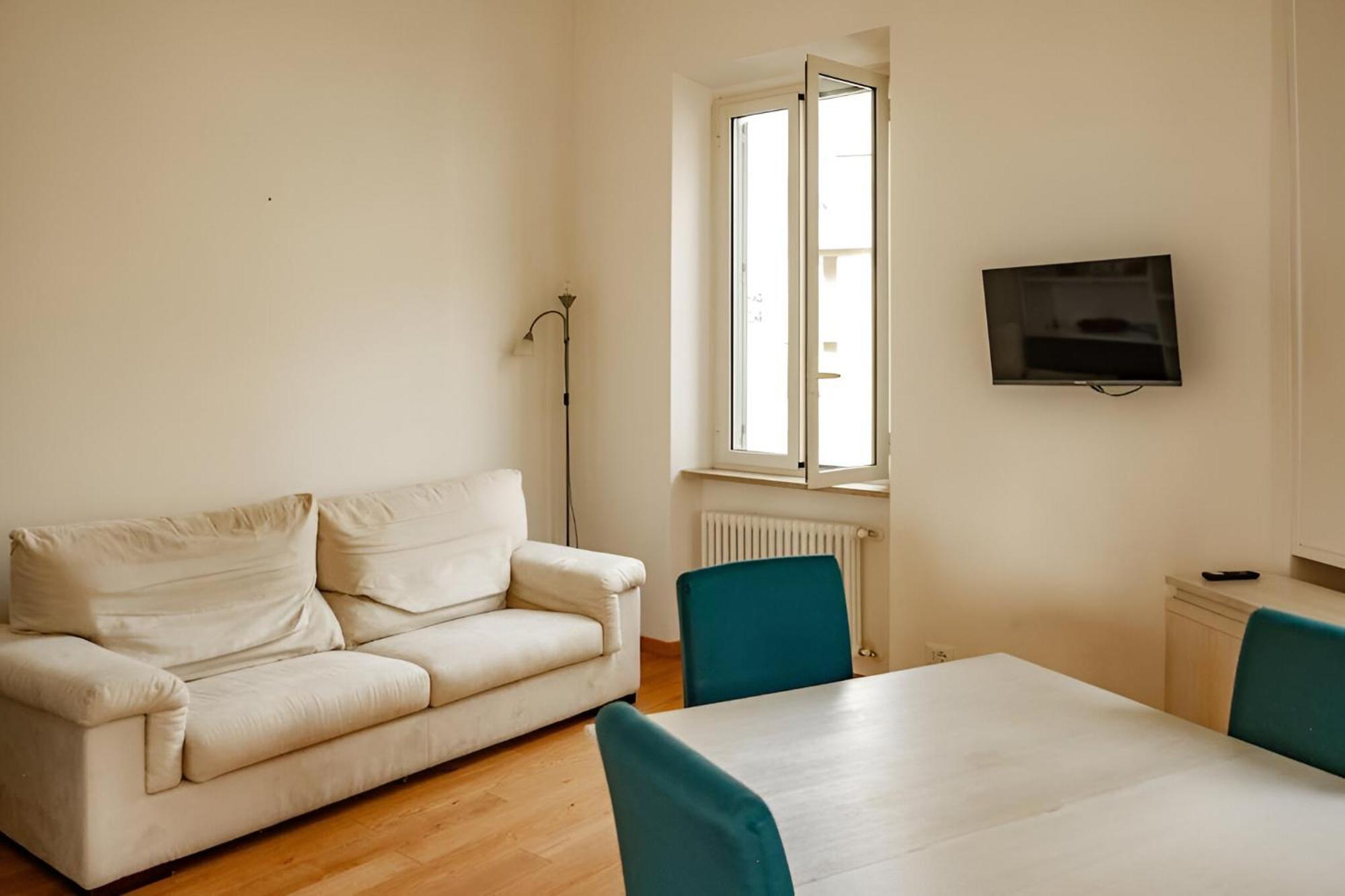 Apartment Clivo's 2 Buddyrent Rom